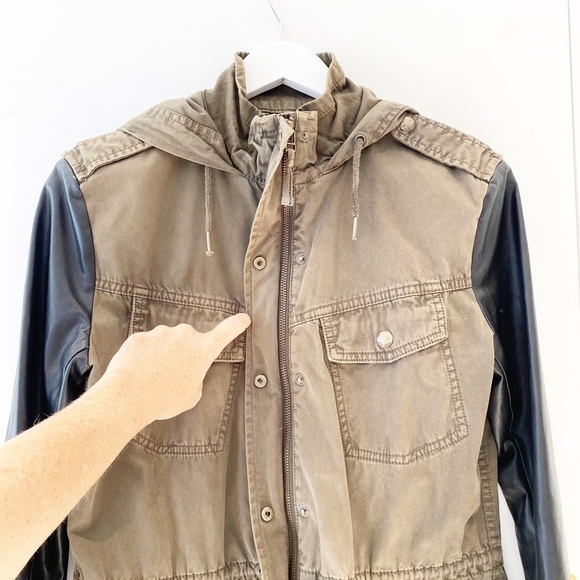 𝅺aritzia Balfour Jacket - Picture 6 of 7